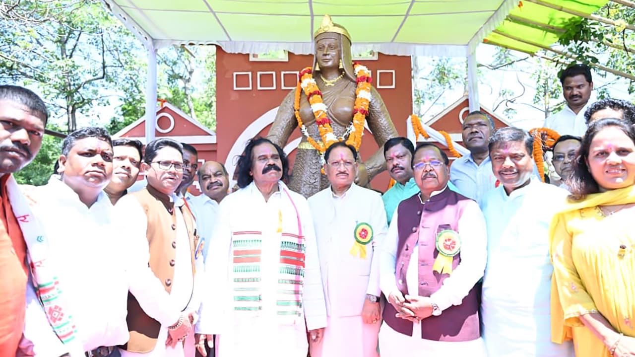 मुख्यमंत्री साय ने रानी दुर्गावती के आदर्शों को बताया प्रेरणादायक