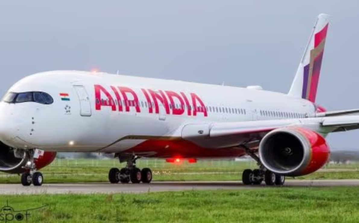 Air India Flight AI479 Turns Back After Entering Pakistani Airspace