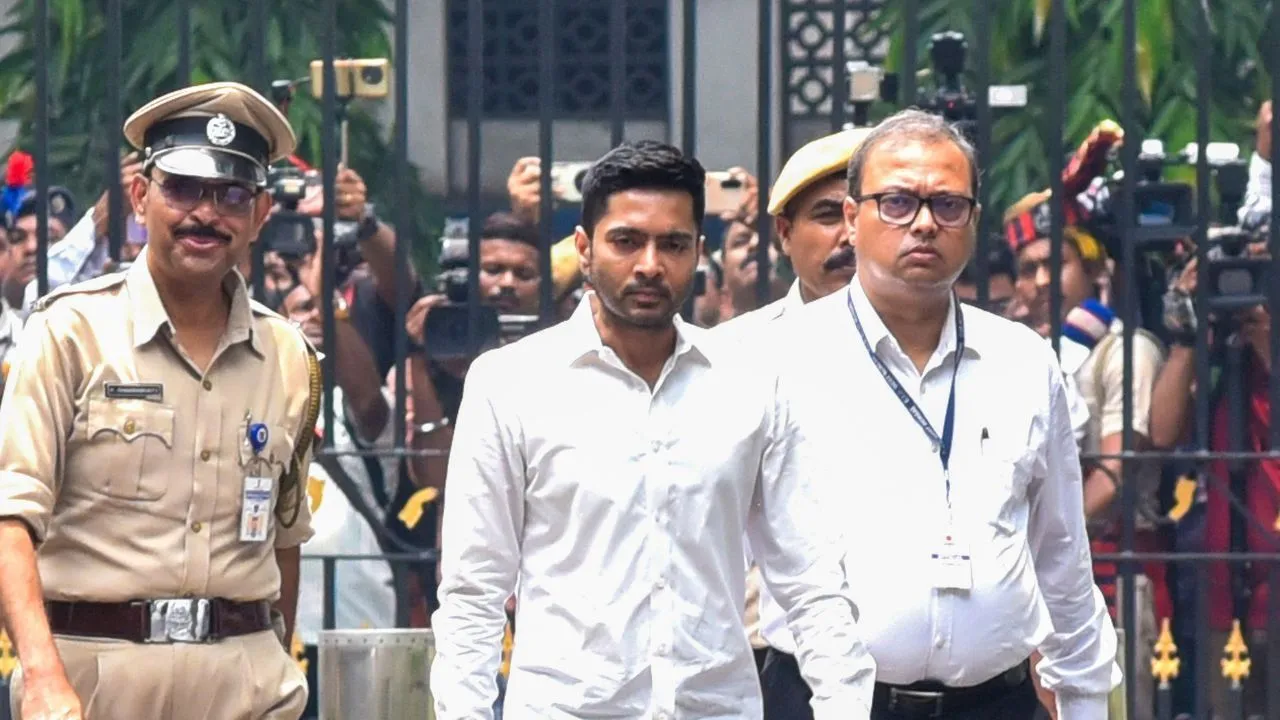 अभिषेक बनर्जी की विदेश यात्रा संबंधी याचिका पर तुरंत सुनवाई से कोर्ट का इनकार