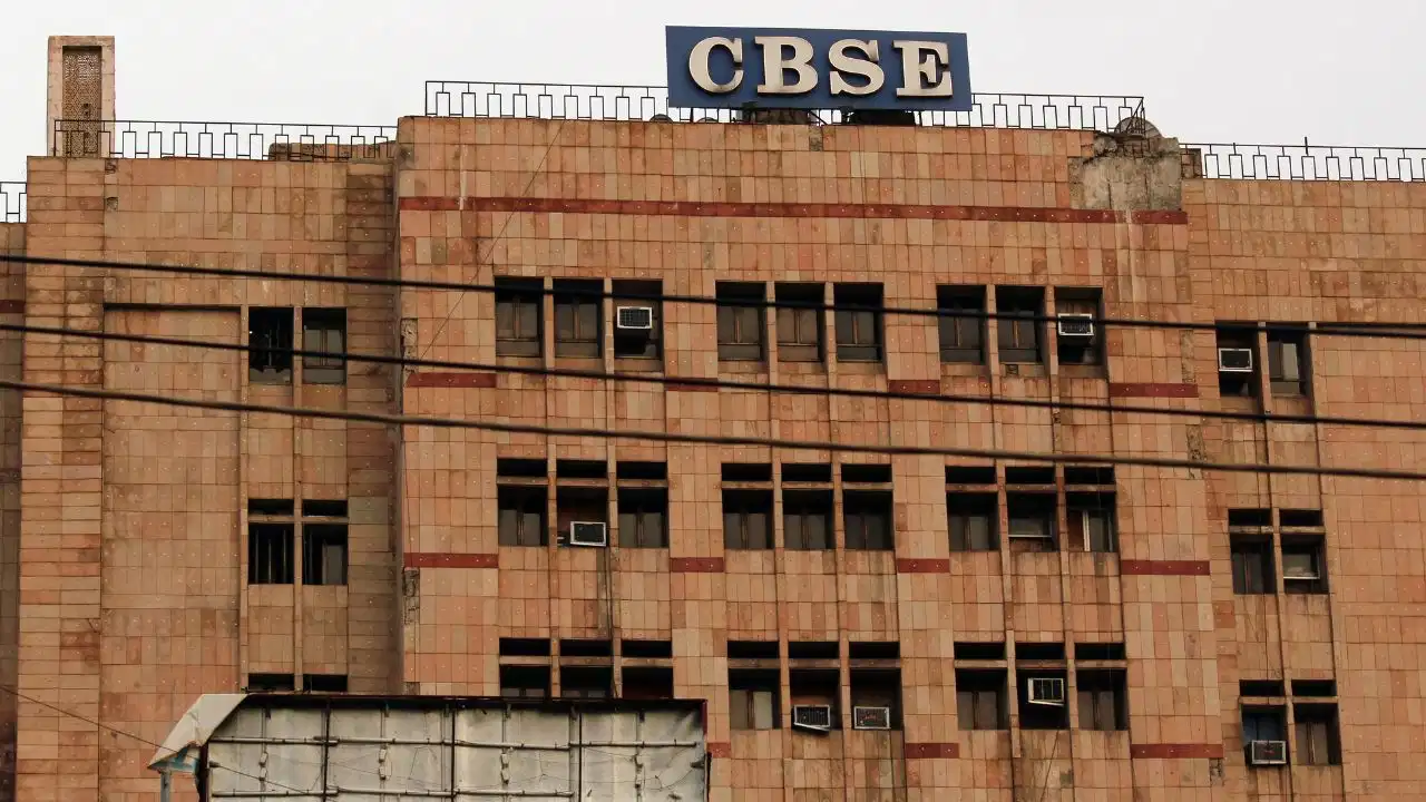 CBSE Class 10 Phase 2 Result 2026: 6.8 लाख छात्रों के लिए बड़ी अपडेट, जल्द जारी होंगे नतीजे