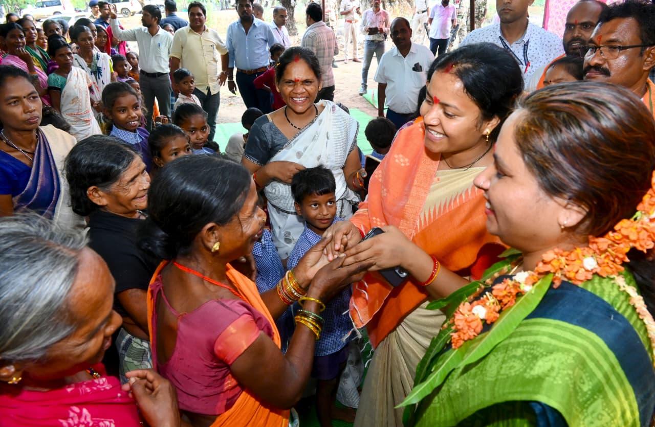मुख्यमंत्री विष्णुदेव साय के नेतृत्व में बदल रहा बस्तर का भविष्य