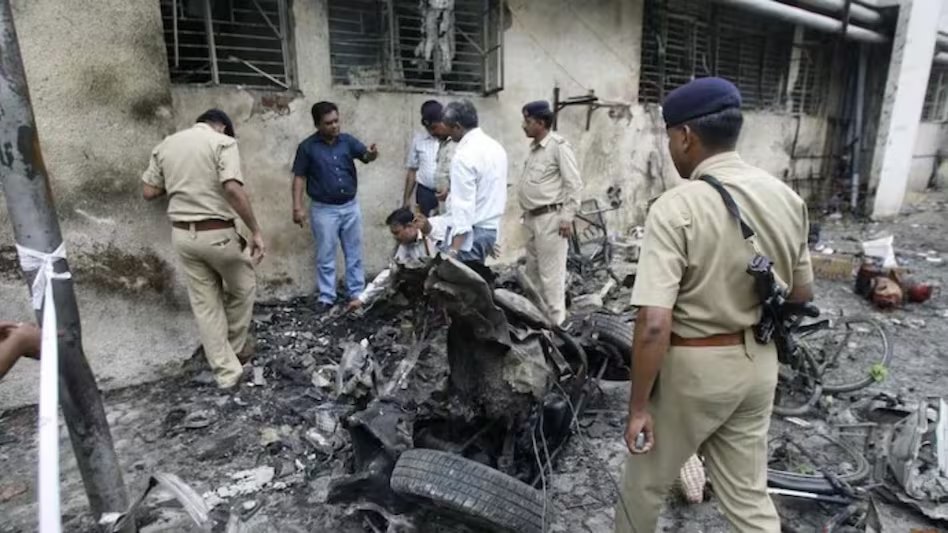अहमदाबाद ब्लास्ट केस में दोषियों को झटका, गुजरात HC ने फांसी की सजा बरकरार रखी