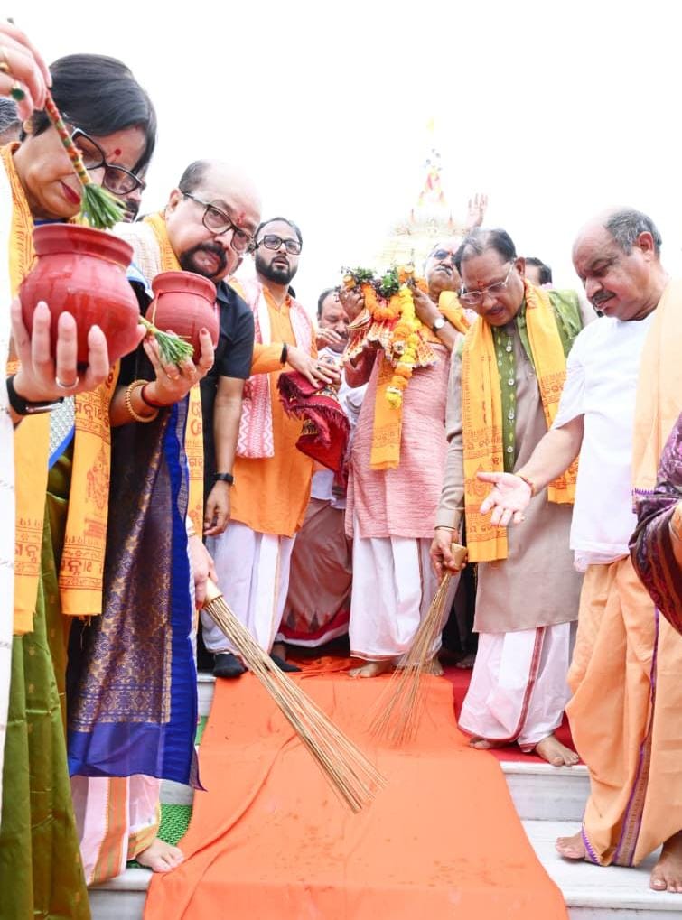 भगवान जगन्नाथ की कृपा से प्रदेश में सुख-समृद्धि और हरियाली की कामना