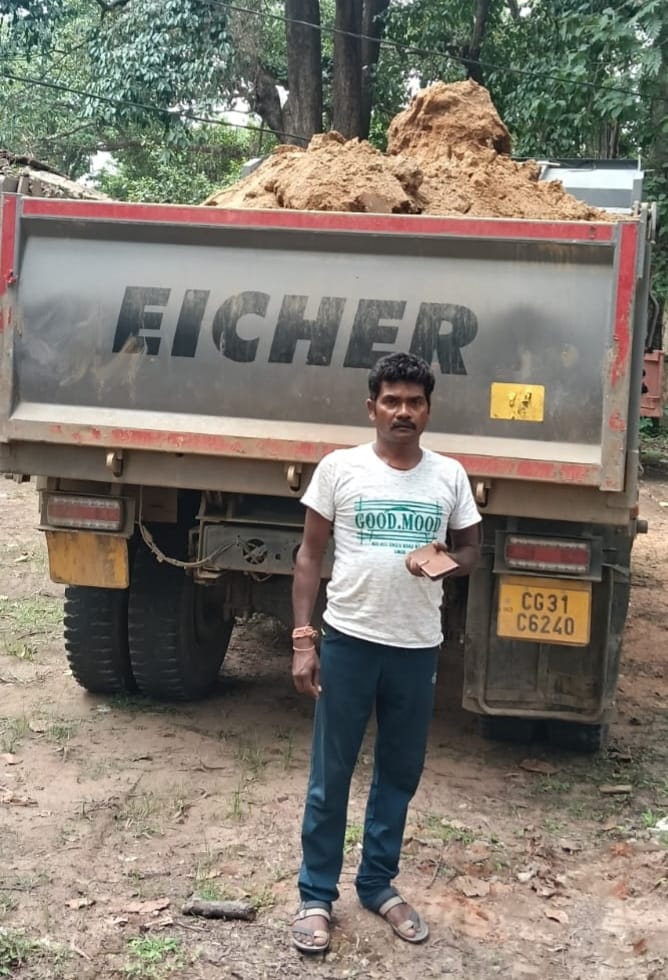 रेत, गिट्टी और मुरूम के अवैध परिवहन पर प्रशासन का कड़ा एक्शन