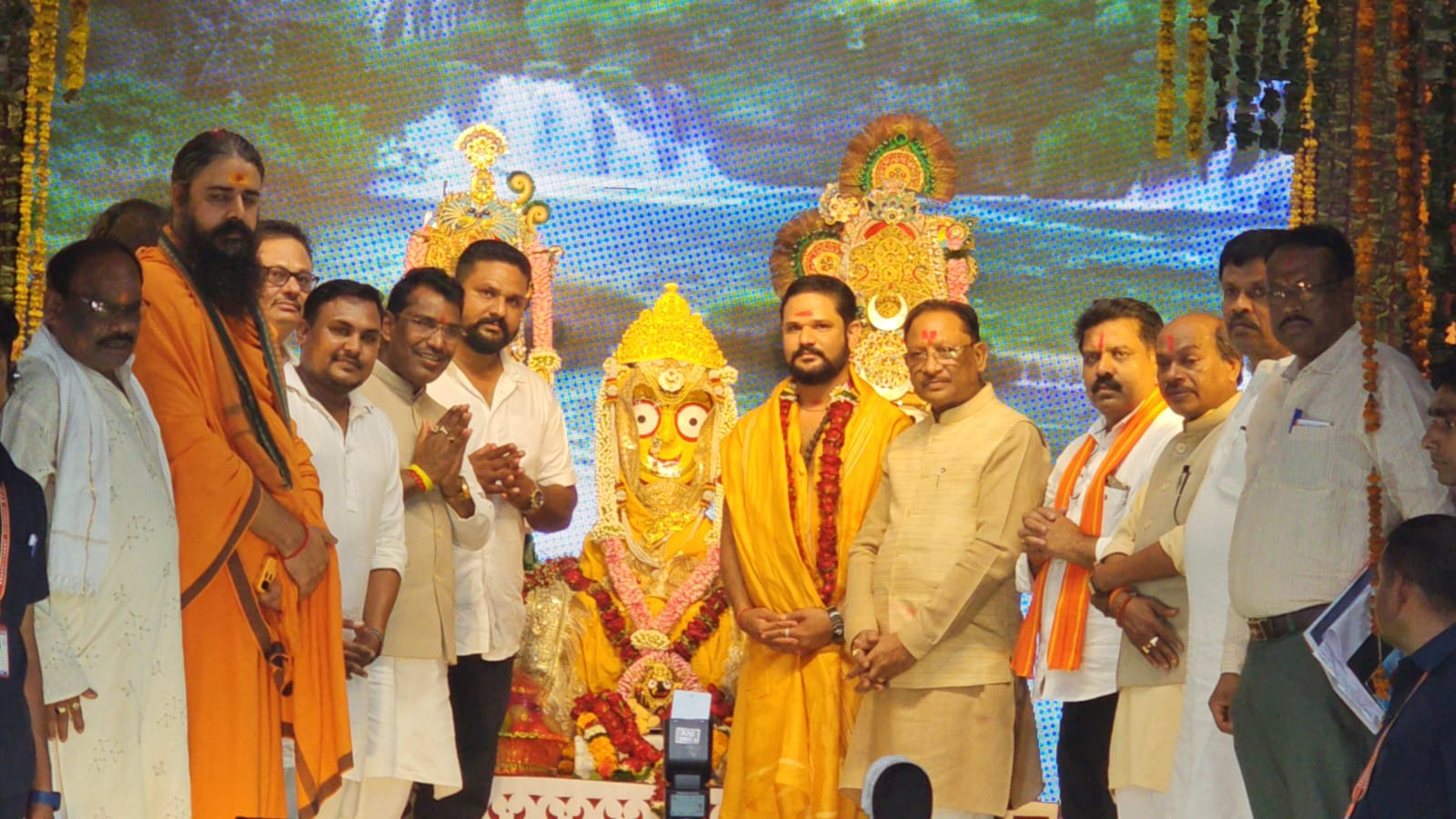 मुख्यमंत्री बोले— शासन की योजनाओं का लाभ अंतिम व्यक्ति तक पहुंचे