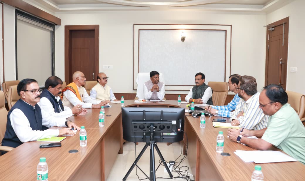 जनकल्याणकारी योजनाओं के प्रभावी क्रियान्वयन पर सहकारिता मंत्री के निर्देश