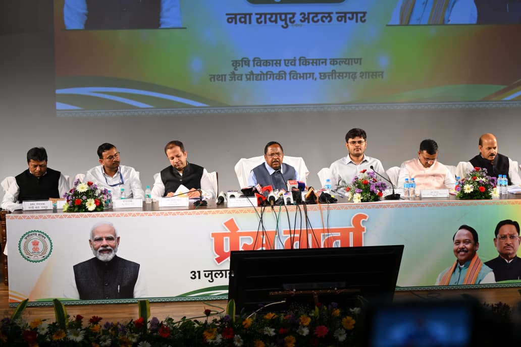 छत्तीसगढ़ में 15.16 लाख मीट्रिक टन उर्वरक का भंडारण, किसानों को बड़ी राहत