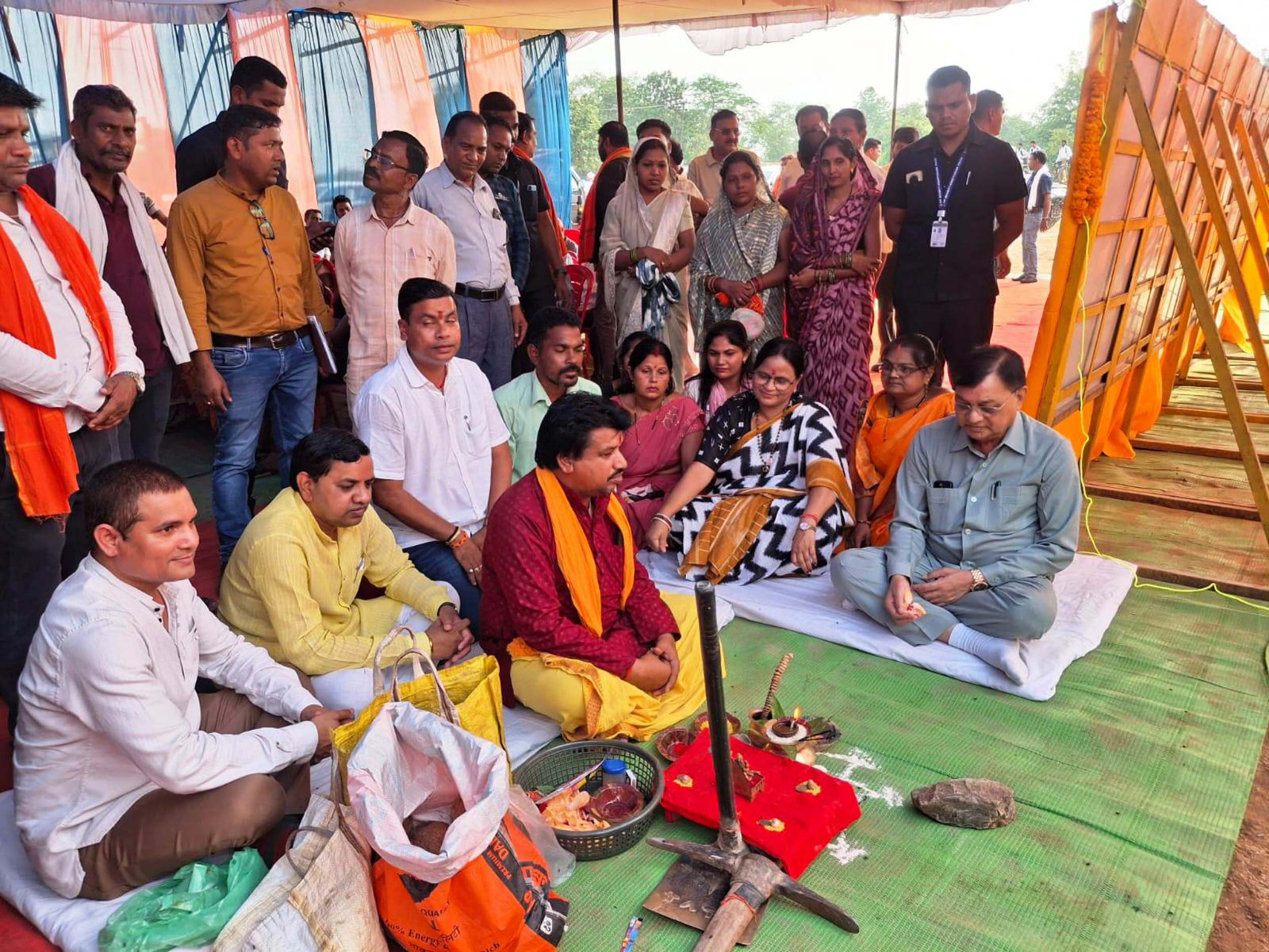 भैरोताल से कुसमुंडा तक विकास कार्यों का हुआ शुभारंभ