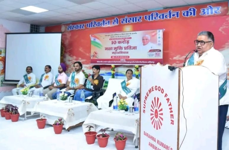 श्रावण के पहले सोमवार पर शिवभक्ति में लीन हुए पर्यटन एवं संस्कृति मंत्री