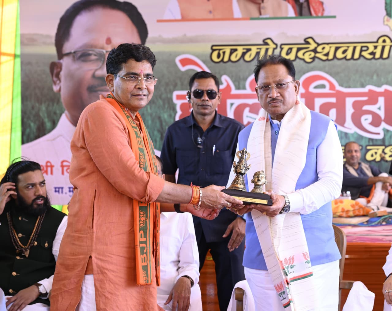 पीडब्ल्यूडी सचिव ने निर्माण कार्यों में तेजी लाने अधिकारियों को दिए जरूरी निर्देश