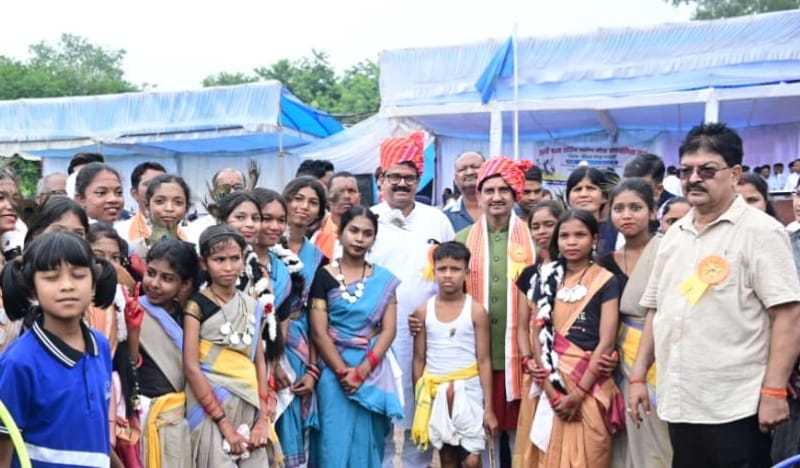 खेलों के साथ अनुशासन और टीम भावना की सीख, पेण्ड्रा में जुटे प्रदेशभर के खिलाड़ी