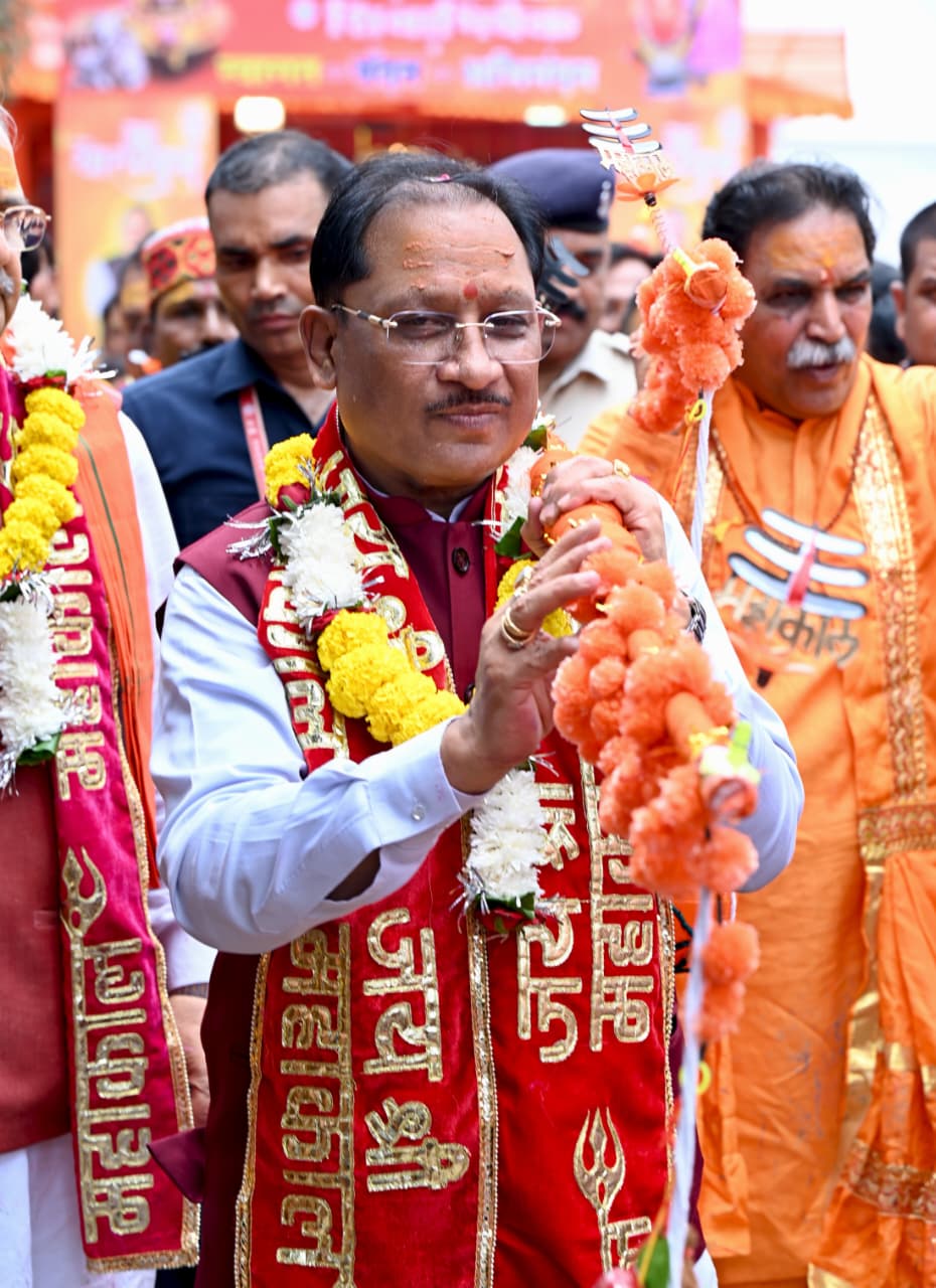 रुद्राभिषेक कर मुख्यमंत्री ने छत्तीसगढ़ की शांति, समृद्धि और खुशहाली की प्रार्थना की