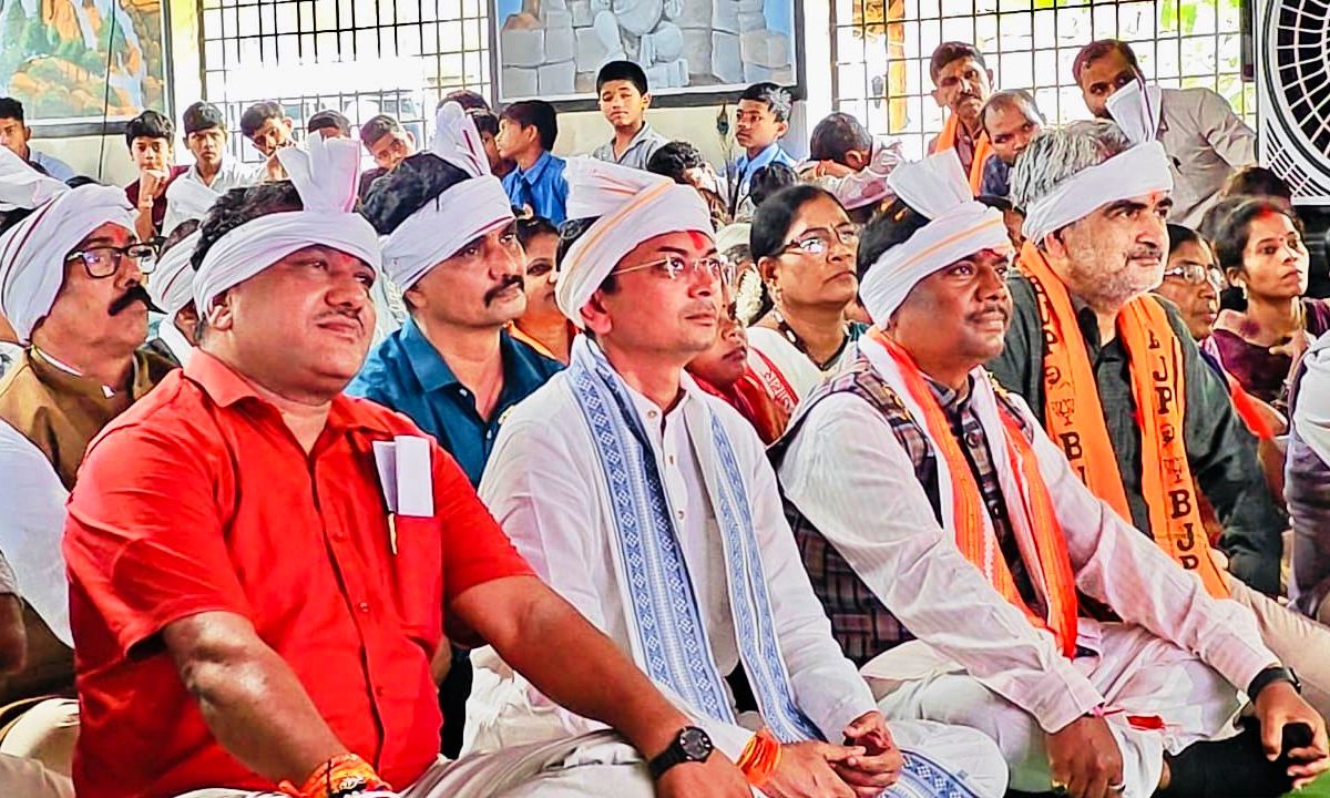 बदलते बस्तर की नई तस्वीर, छिंदनार में उत्साह से सुनी गई प्रधानमंत्री की ‘मन की बात’