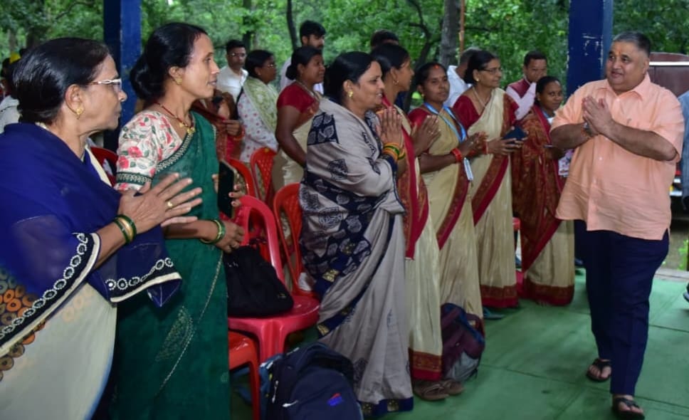 स्वस्थ और जागरूक छत्तीसगढ़ के निर्माण में मितानिनों की भूमिका अहम: मंत्री