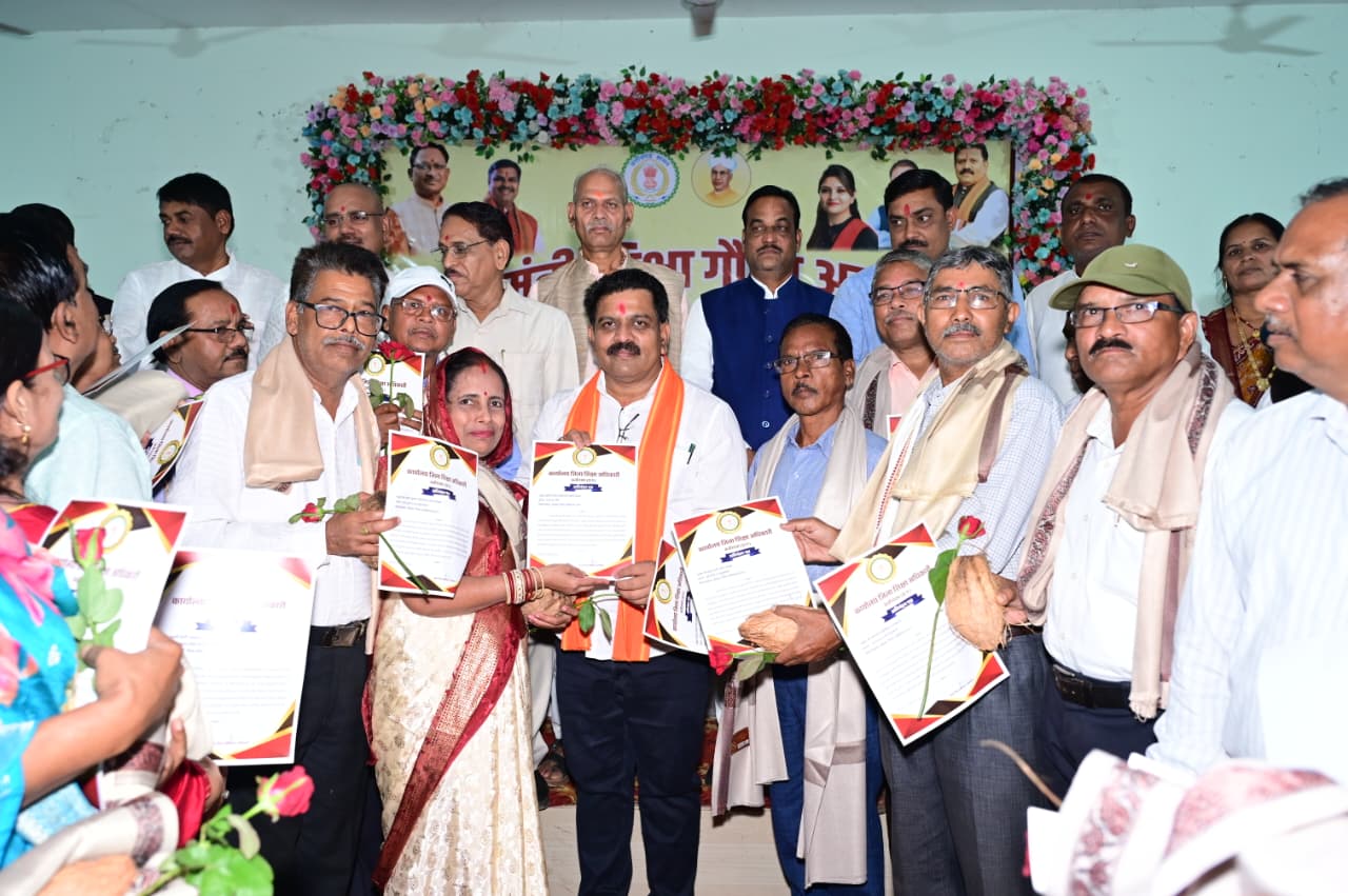 शिक्षक केवल पाठ्यक्रम नहीं, विद्यार्थियों के व्यक्तित्व का भी करते हैं निर्माण: विजय शर्मा