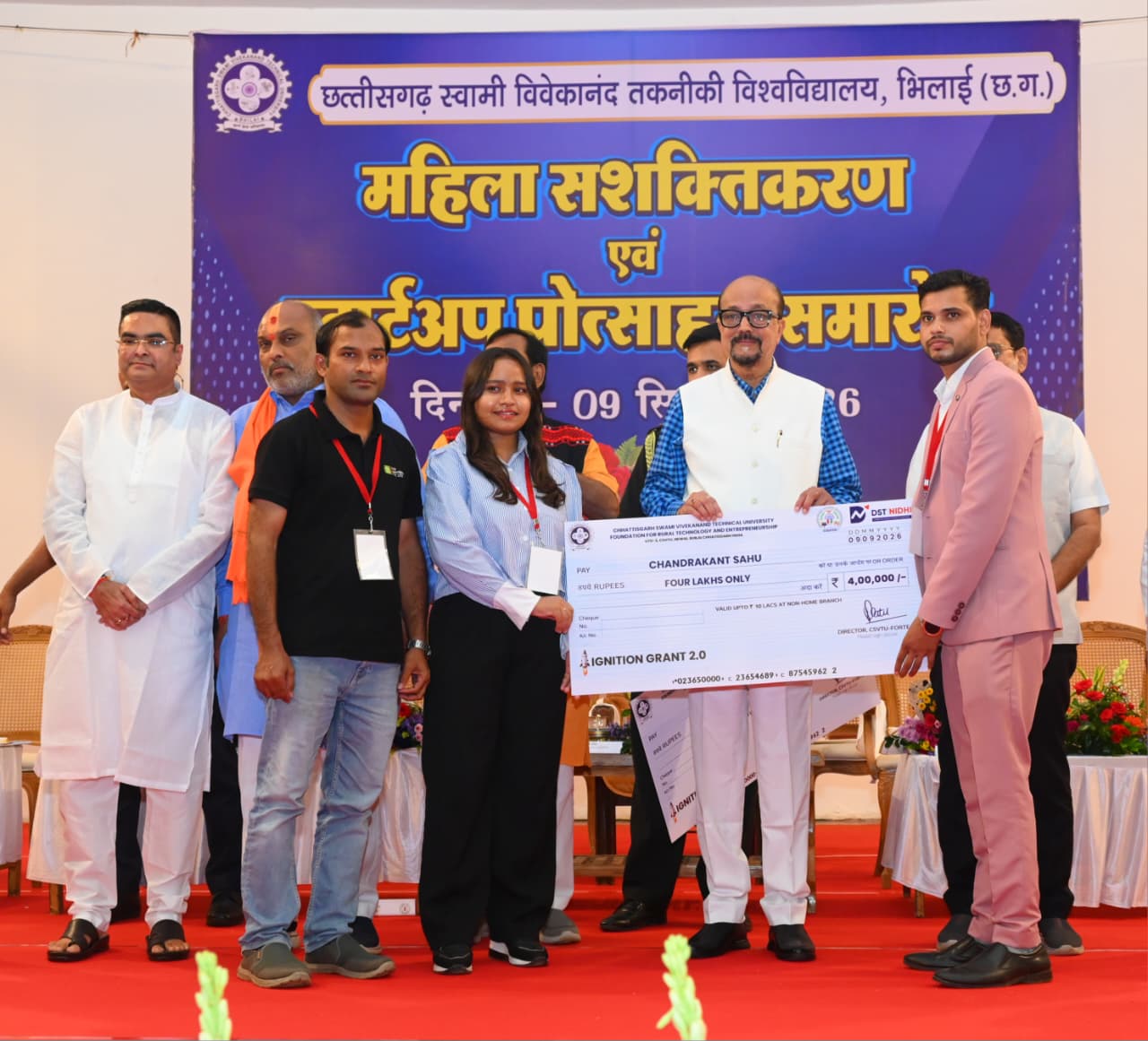 महिला स्वावलंबन और युवा नवाचार के संगम से मजबूत होगा नया छत्तीसगढ़: राज्यपाल