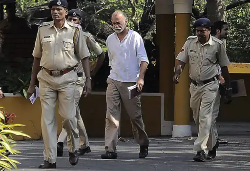 दुष्कर्म केस में तरुण तेजपाल ने किया सरेंडर, अपील की सुनवाई के लिए पूरा हुआ जरूरी कदम