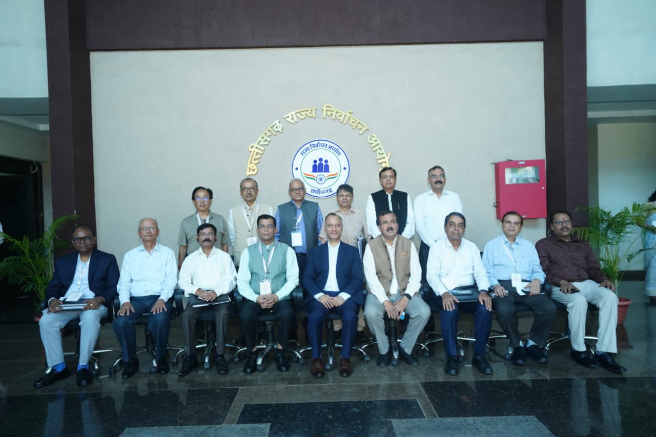 राज्य निर्वाचन आयोगों के बीच समन्वय और सहयोग बढ़ाने पर जोर