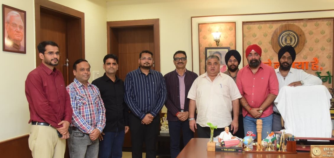 पर्यटन विकास के लिए सरकार और पर्यटन संगठनों के बीच समन्वय पर जोर