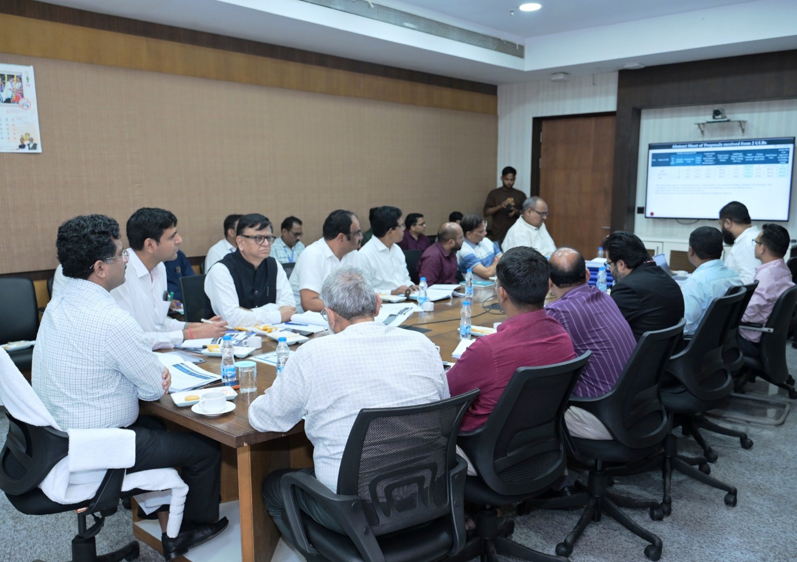 गुणवत्तापूर्ण और समयबद्ध क्रियान्वयन पर स्वच्छ भारत मिशन समिति का जोर
