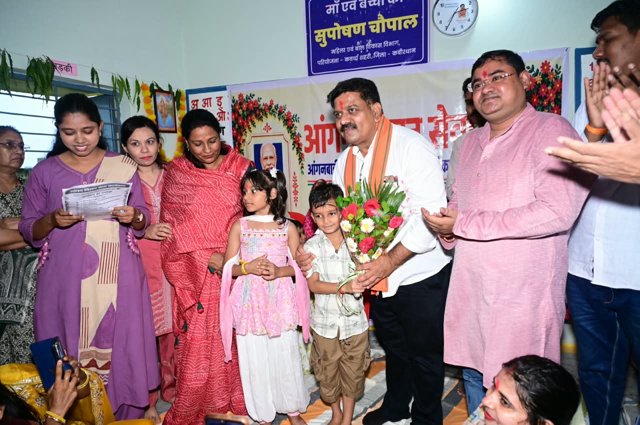 महिलाओं की आर्थिक सहायता परिवार के भविष्य को मजबूत करने में उपयोगी: विजय शर्मा