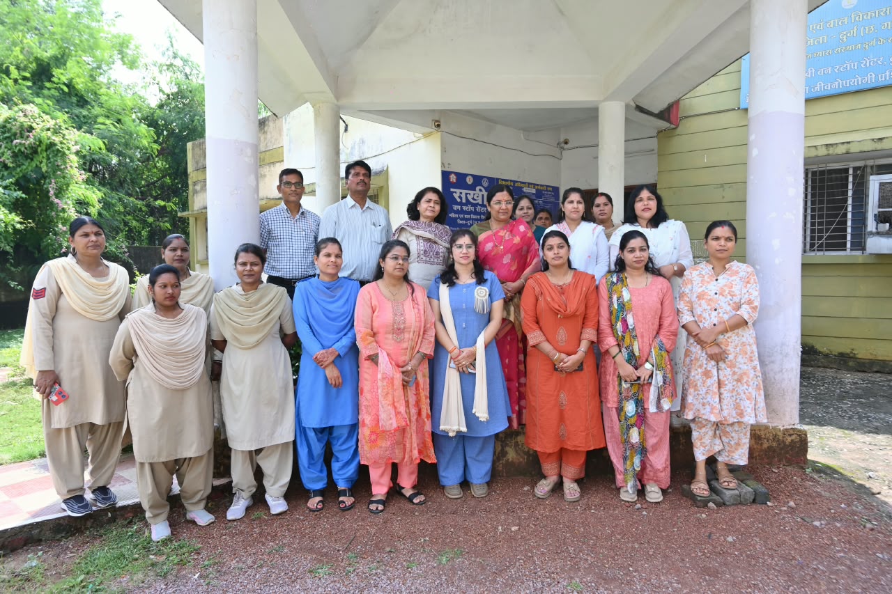 काउंसलिंग से पुनर्वास तक महिलाओं को मिल रही सहायता, सावित्री ठाकुर ने किया निरीक्षण