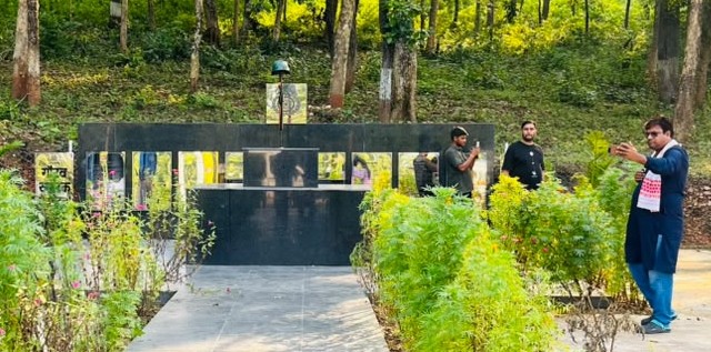 जगरगुंडा में 76 जवानों की शहादत से जुड़े क्षेत्र का इंफ्लुएंसर्स ने किया दौरा
