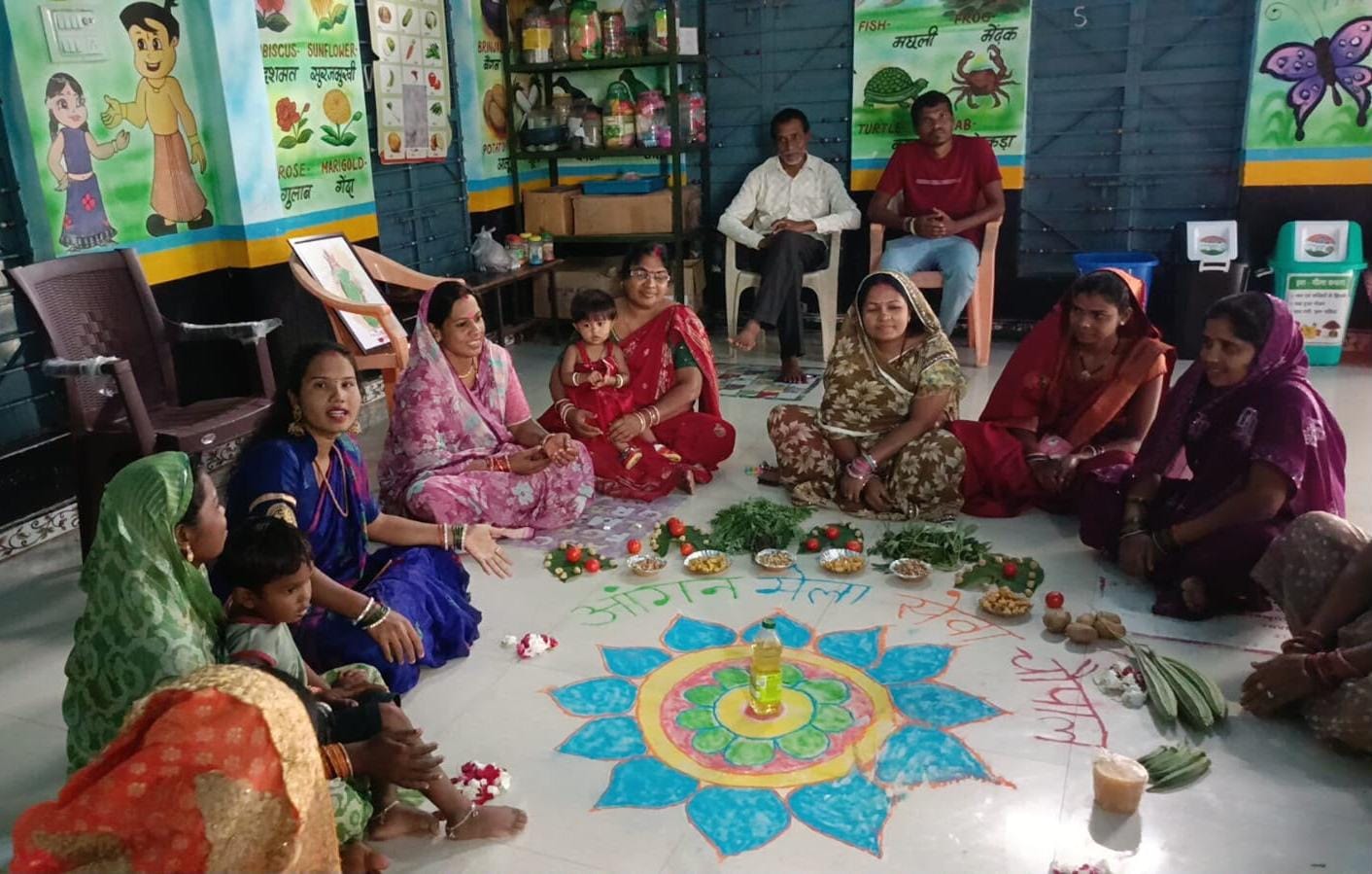 आंगन मिलन सेवा में महिलाओं के लिए रंगोली और मेहंदी प्रतियोगिताओं का आयोजन