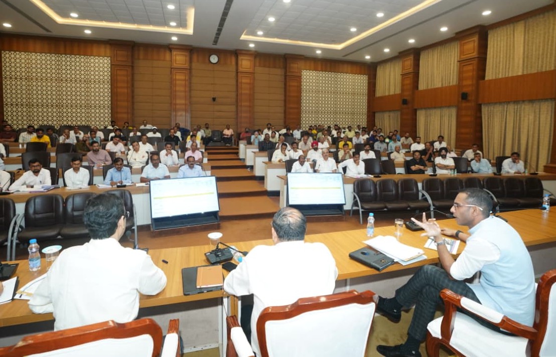 निर्माण कार्यों में लेटलतीफी पर होगी कार्रवाई, पीडब्लूडी सचिव ने दिए निर्देश