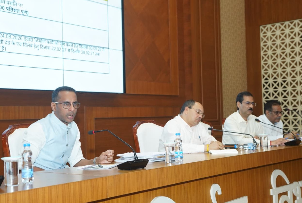 निर्माण कार्यों में लेटलतीफी पर होगी कार्रवाई, पीडब्लूडी सचिव ने दिए निर्देश