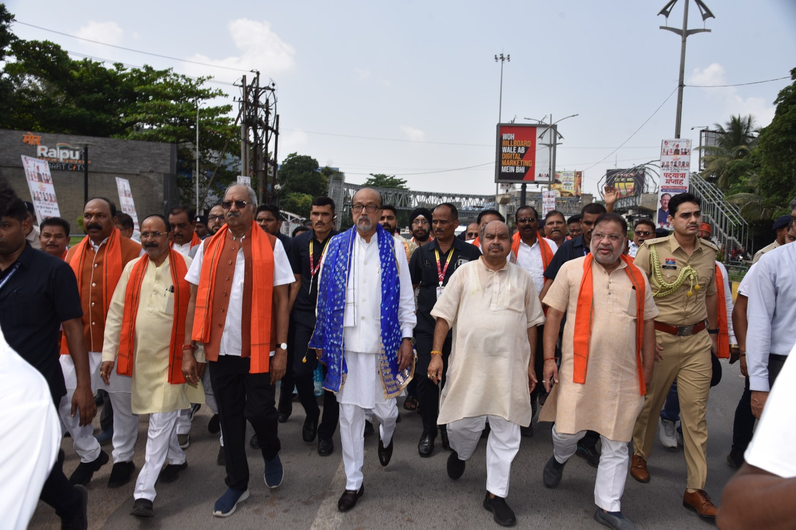 टाउन हॉल से अंबेडकर चौक तक निकली नशामुक्ति पदयात्रा
