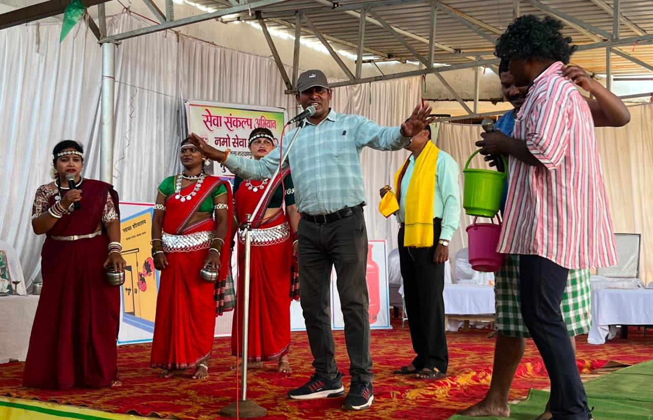 सेवा संकल्प अभियान के तहत ग्रामीणों की समस्याओं का मौके पर हुआ त्वरित निराकरण