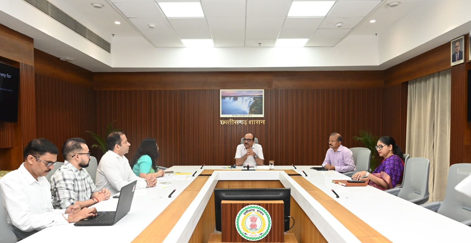 भूमि नक्शों और राजस्व अभिलेखों की त्रुटियां दूर करने पर सरकार का फोकस
