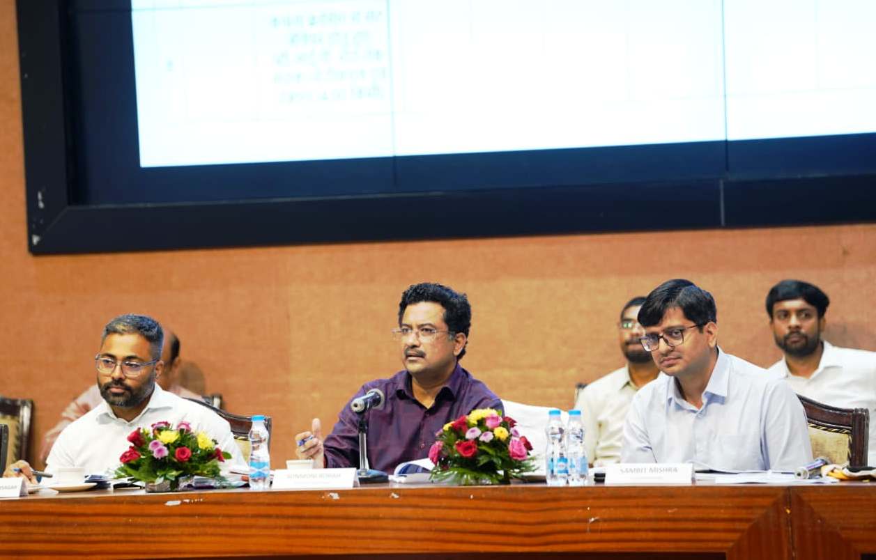 रायपुर नगर निगम की योजनाओं की मुख्यालय स्तर पर होगी निगरानी, क्रियान्वयन में तेजी लाने के निर्देश