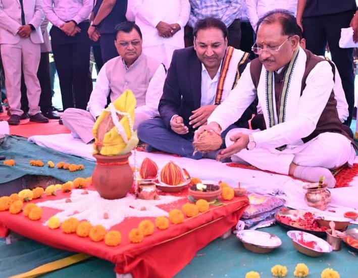 राजाढ़ार में पांच हितग्राहियों से 3.20 लाख रुपये लेने के मामले में एफआईआर