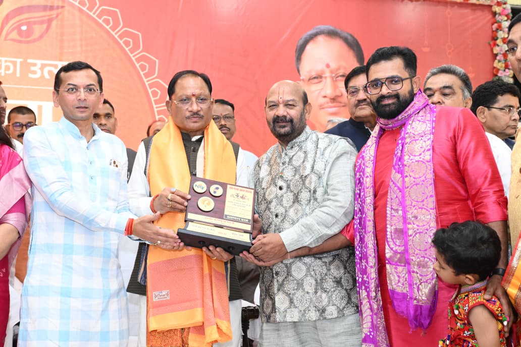 नवरात्रि के पर्व हमें प्रेम, सद्भाव और सामाजिक एकता का संदेश देते हैं : मुख्यमंत्री