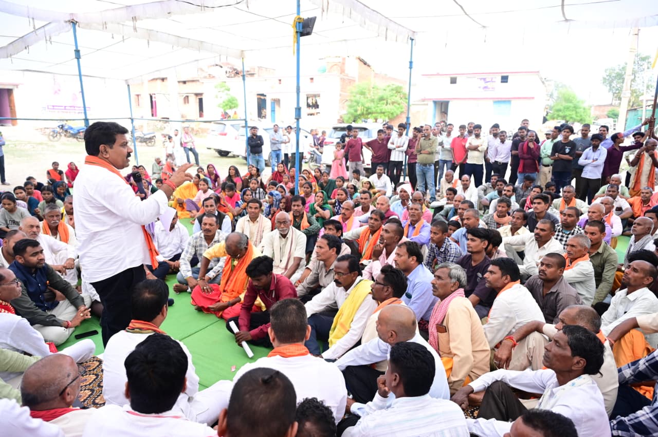 गौरव पथ निर्माण से तीन गांवों में आवागमन होगा आसान, सड़क सुविधाओं में होगा सुधार