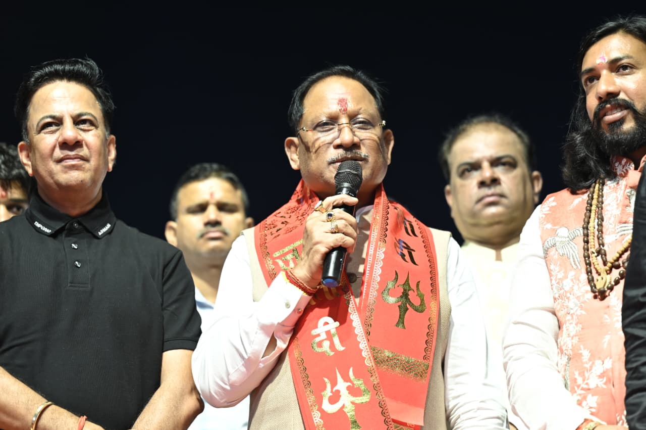 स्व-सहायता समूहों से जुड़ी महिलाएं ग्रामीण अर्थव्यवस्था को दे रहीं मजबूती : मुख्यमंत्री