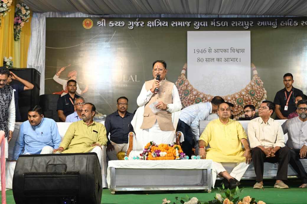 महिलाओं की उद्यमशीलता और मेहनत से परिवारों में आ रही खुशहाली : मुख्यमंत्री साय