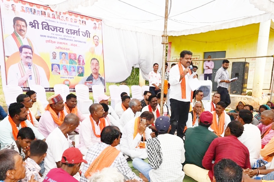 वनांचल क्षेत्रों में बुनियादी सुविधाओं के विस्तार पर जोर, उप मुख्यमंत्री ने अधिकारियों को दिए निर्देश