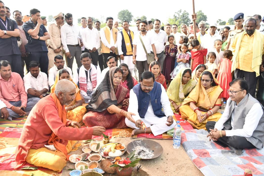 मंत्री रामविचार नेताम ने ग्रामीण अधोसंरचना मजबूत करने की प्रतिबद्धता दोहराई