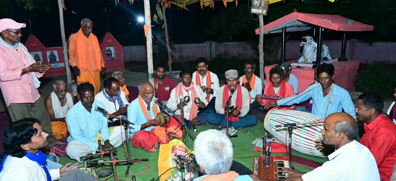 ढोंघा और कोडार में दुर्गा पूजन कार्यक्रमों में शामिल होकर विजय शर्मा ने लिया माता का आशीर्वाद