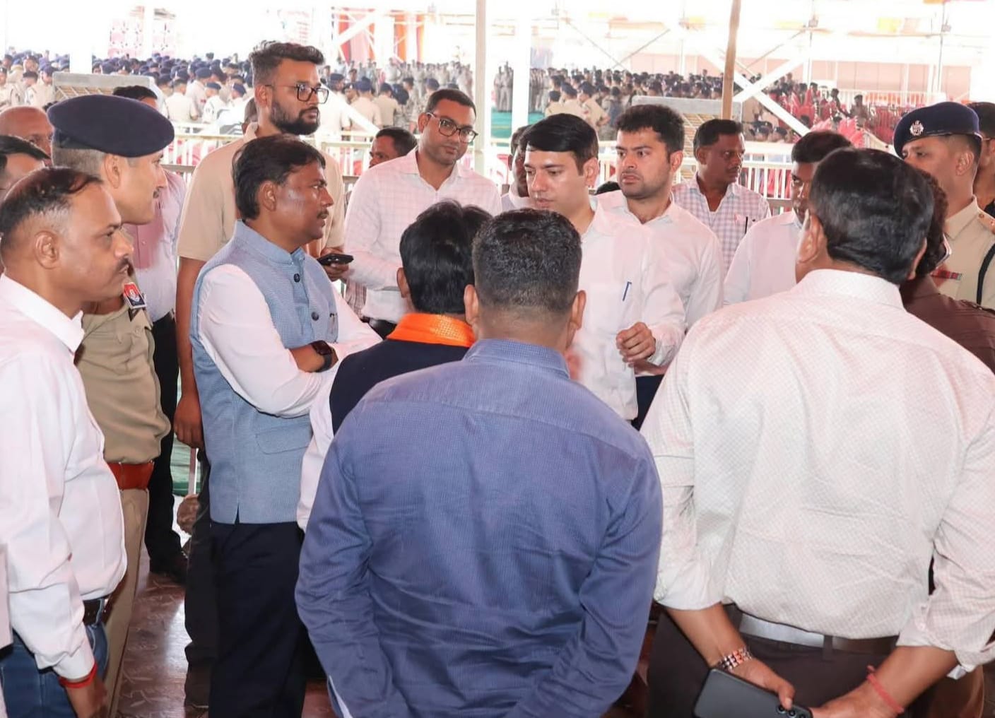 जगदलपुर में राष्ट्रपति के कार्यक्रम के लिए मंच, बैठक और सुरक्षा व्यवस्थाओं का लिया गया जायजा