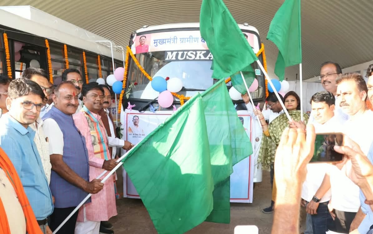 मुख्यमंत्री ग्रामीण बस योजना के तहत कांकेर के दो नए मार्गों पर बस सेवा शुरू