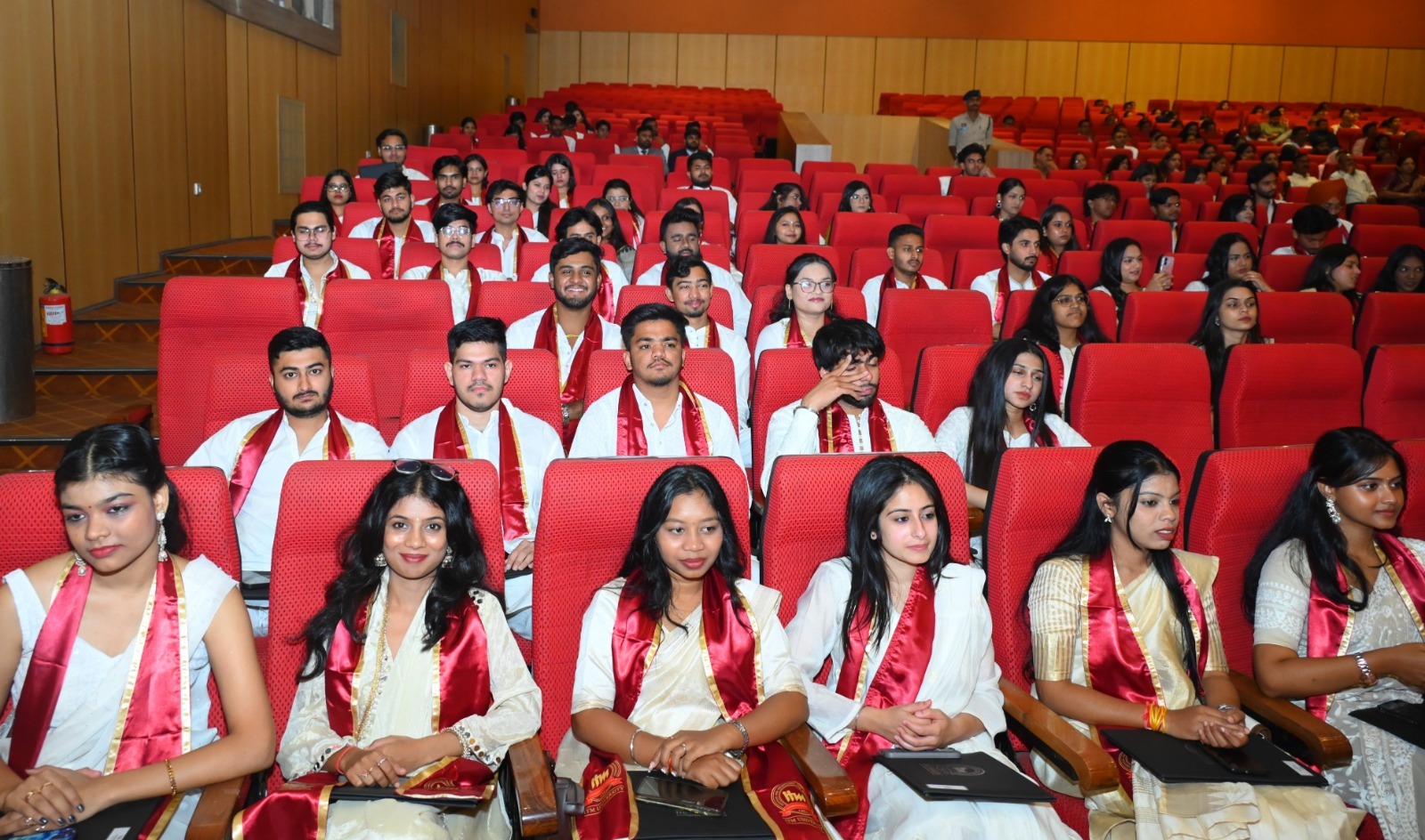 आईडिया को स्टार्टअप में बदलें, लक्ष्य प्राप्ति का सबसे बड़ा माध्यम है शिक्षा : राज्यपाल रमेन डेका