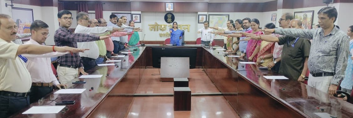 भ्रष्टाचार मुक्त प्रशासन को बढ़ावा देने लोकभवन में सतर्कता जागरूकता सप्ताह की शुरुआत