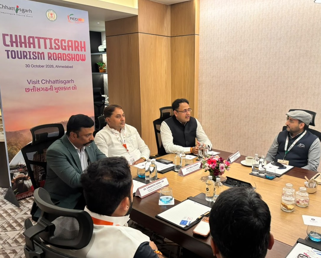 गुजरात के श्रद्धालुओं को चंपारण के साथ छत्तीसगढ़ के अन्य पर्यटन स्थलों से जोड़ने की रणनीति