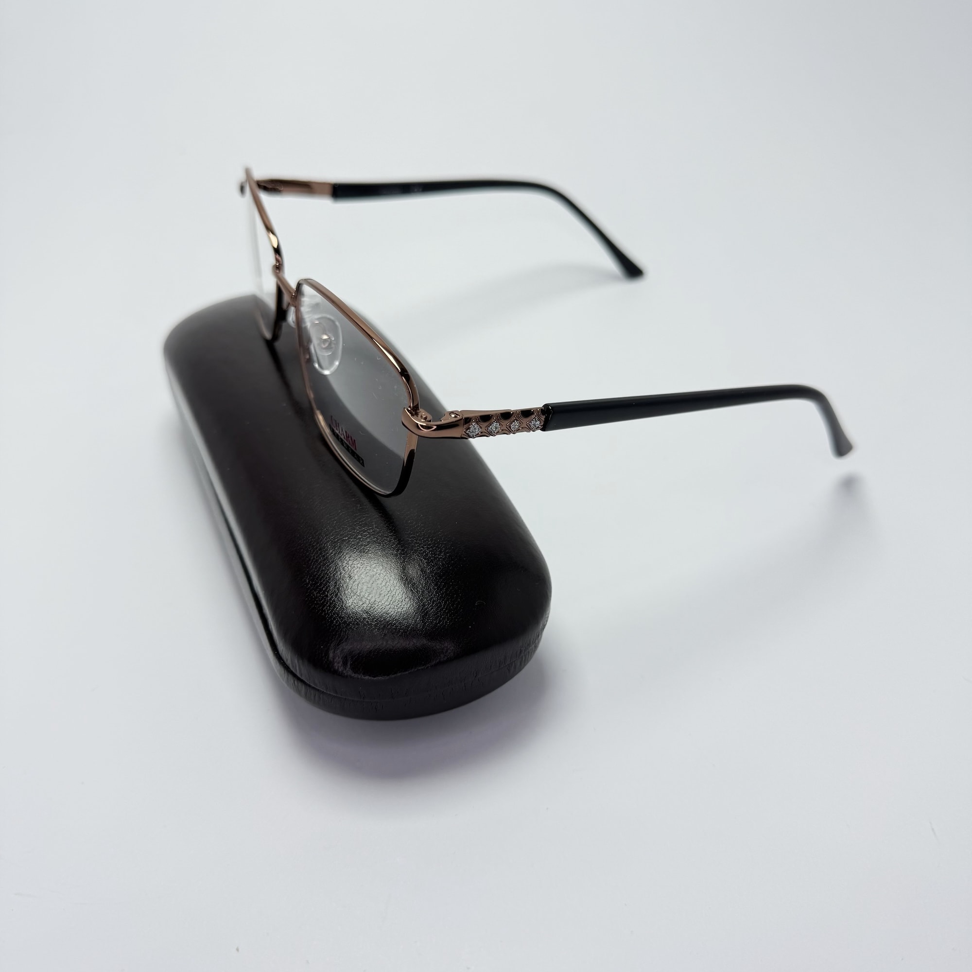 Charm 2621 - Optika Lumera