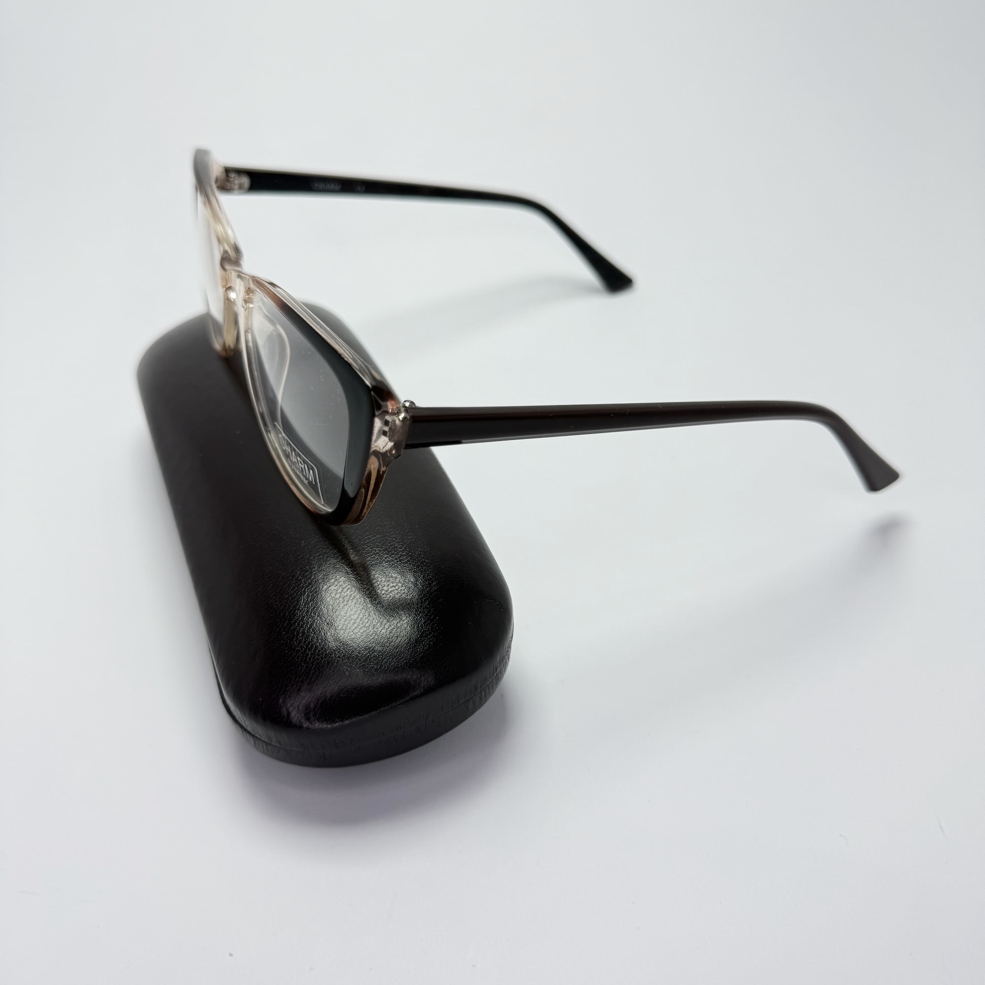 Charm 672 - Optika Lumera
