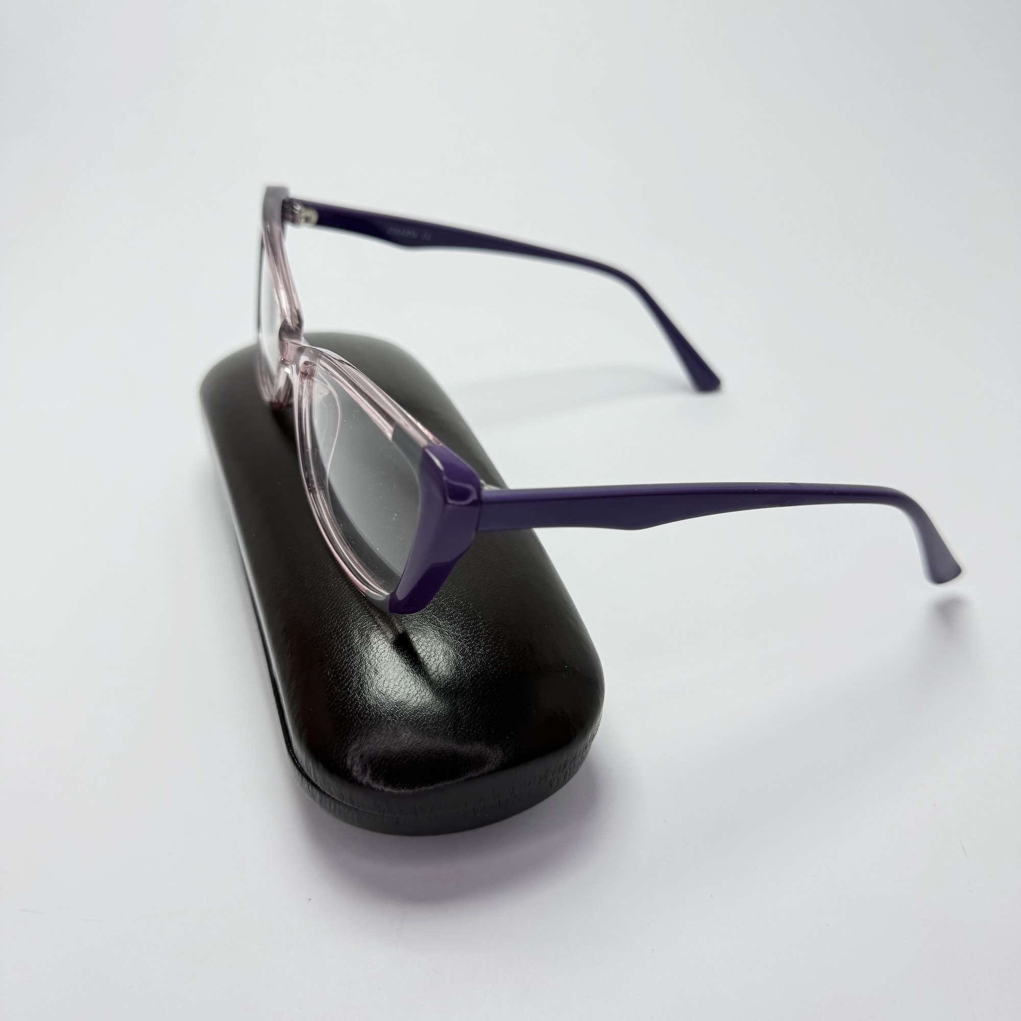 Charm 670 - Optika Lumera